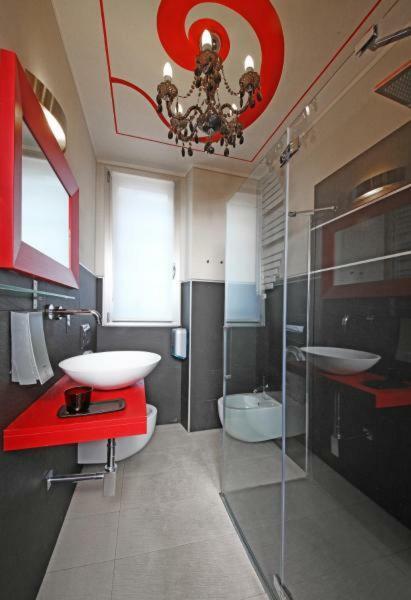 Atelier Hotel Design การ์โดเน ริเวียรา ภายนอก รูปภาพ